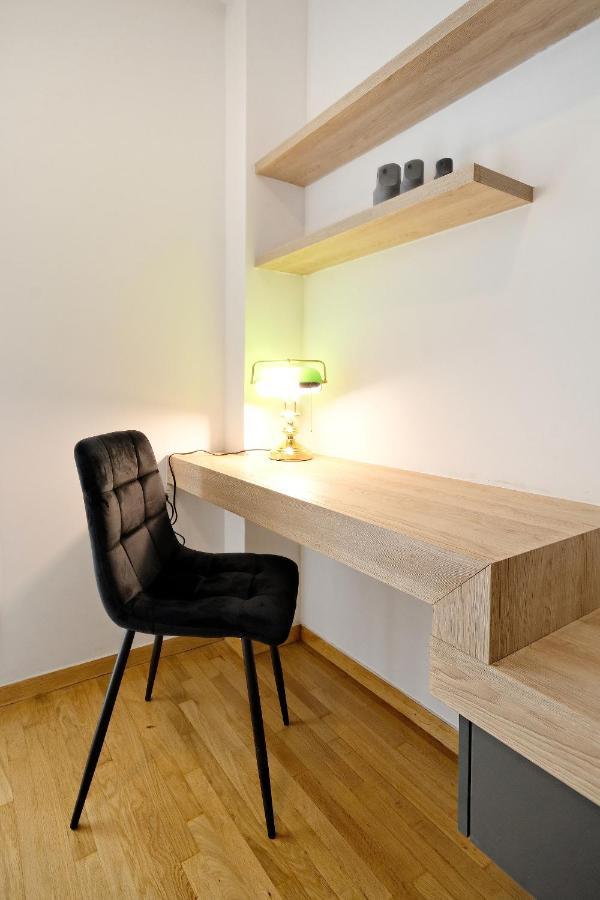 Elegant Big Apartment In Athens Center With Balcony エクステリア 写真
